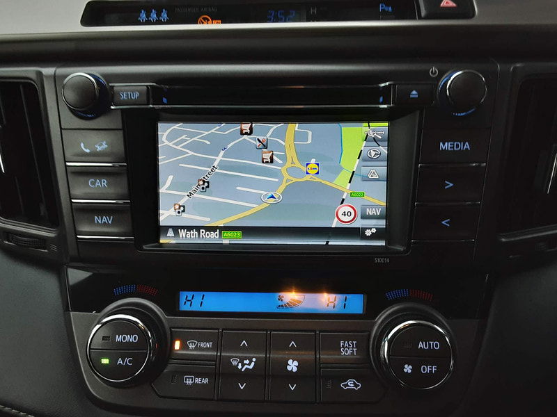 Toyota RAV4 2.0 D-4D Invincible 4WD Euro 5 (s/s) 5dr 5dr Manual 2025