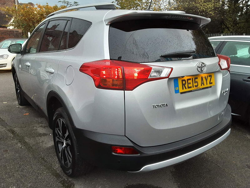 Toyota RAV4 2.0 D-4D Invincible 4WD Euro 5 (s/s) 5dr 5dr Manual 2025