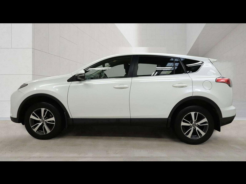 Toyota RAV4 2.0 RAV4 Business Edition D-4D 4x2 5dr 5dr Manual 2026