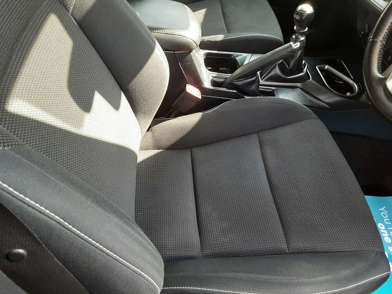 Toyota RAV4 2.0 RAV4 Business Edition D-4D 4x2 5dr 5dr Manual 2026