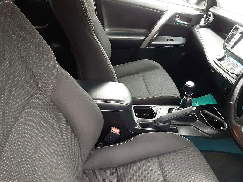 Toyota RAV4 2.0 RAV4 Business Edition D-4D 4x2 5dr 5dr Manual 2026