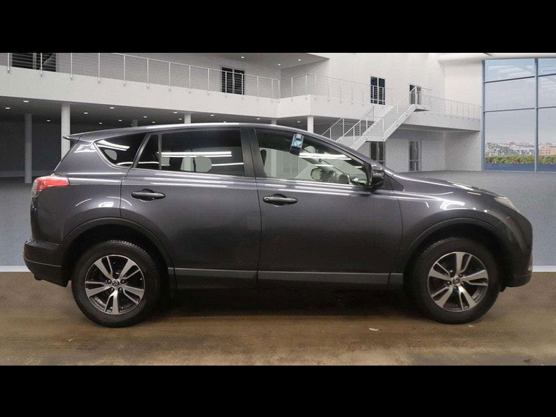 Toyota RAV4 2.0 RAV4 Business Edition D-4D 4x2 5dr 5dr Manual 2026