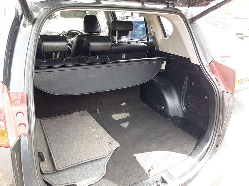 Toyota RAV4 2.2 RAV4 Invincible D-4D 4WD 5dr 5dr Manual 2025