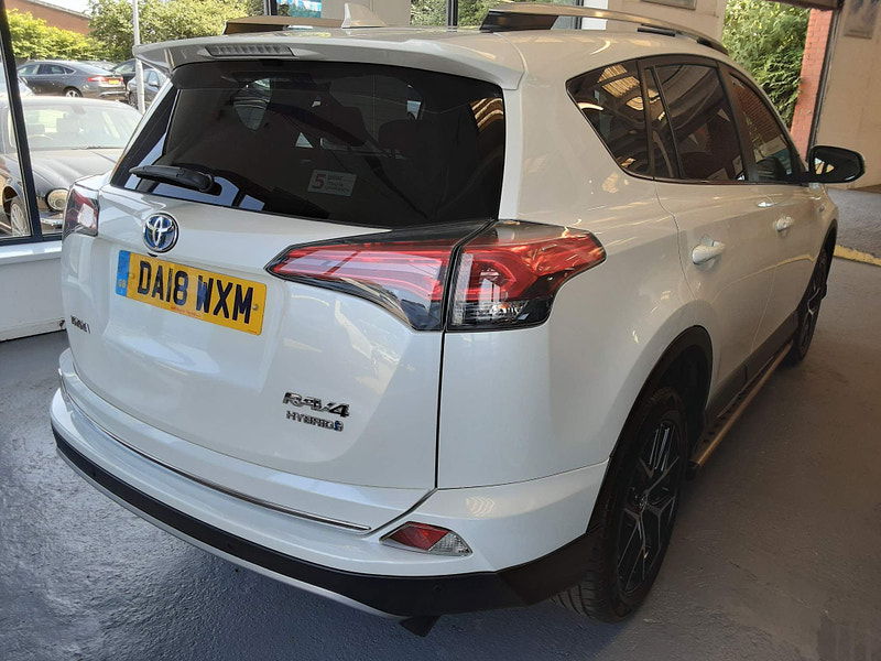Toyota RAV4 2.5 VVT-i Hybrid Design TSS 5dr CVT 2WD (Sat Nav - Half Leather) 5dr Automatic 2025
