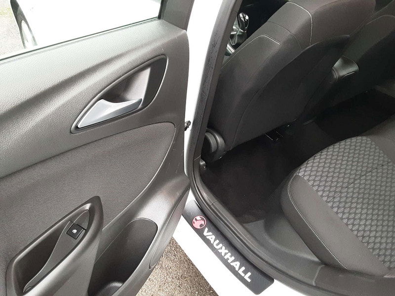 Vauxhall Astra 1.5 Astra Business Edition Nav TD 5dr 5dr Manual 2026