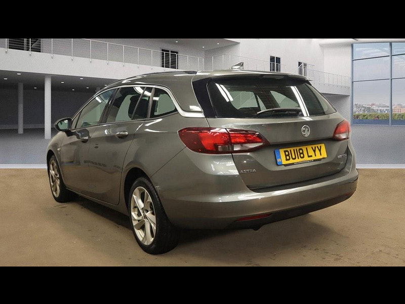 Vauxhall Astra 1.6 CDTi ecoTEC BlueInjection SRi Nav Sports Tourer Euro 6 (s/s) 5dr 5dr Manual 2025