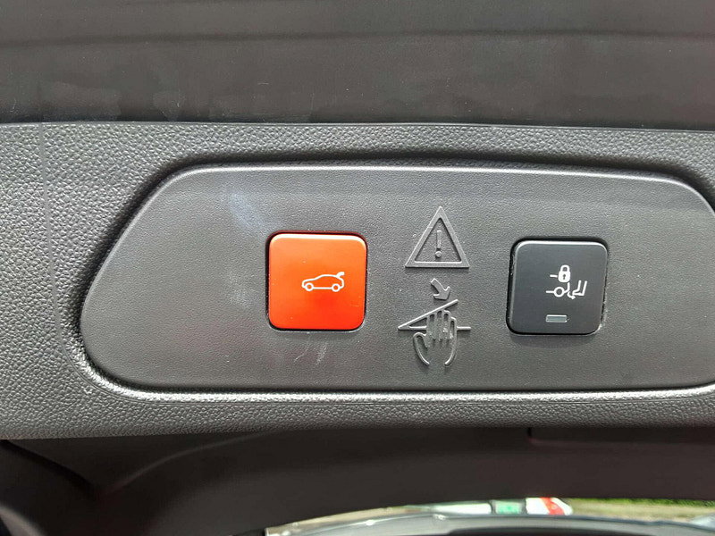 Vauxhall Grandland X 1.2 Grandland X Ultimate T 5dr 5dr Manual 2026