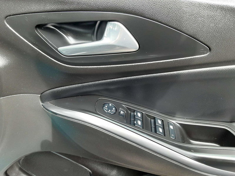 Vauxhall Grandland X 1.2 Grandland X Ultimate T 5dr 5dr Manual 2026