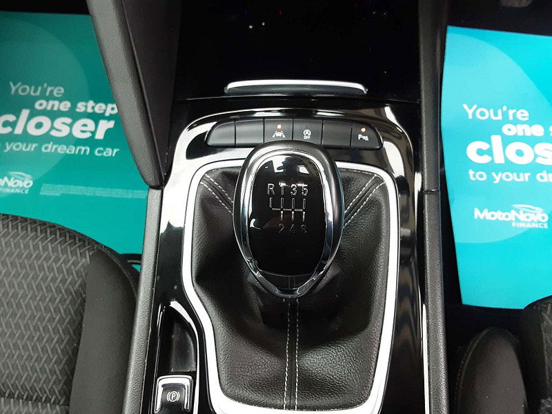 Vauxhall Insignia 1.5 Insignia SE Edition TD 5dr 5dr Manual 2026