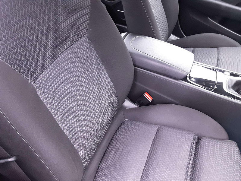 Vauxhall Insignia 1.5 Insignia SE Edition TD 5dr 5dr Manual 2026