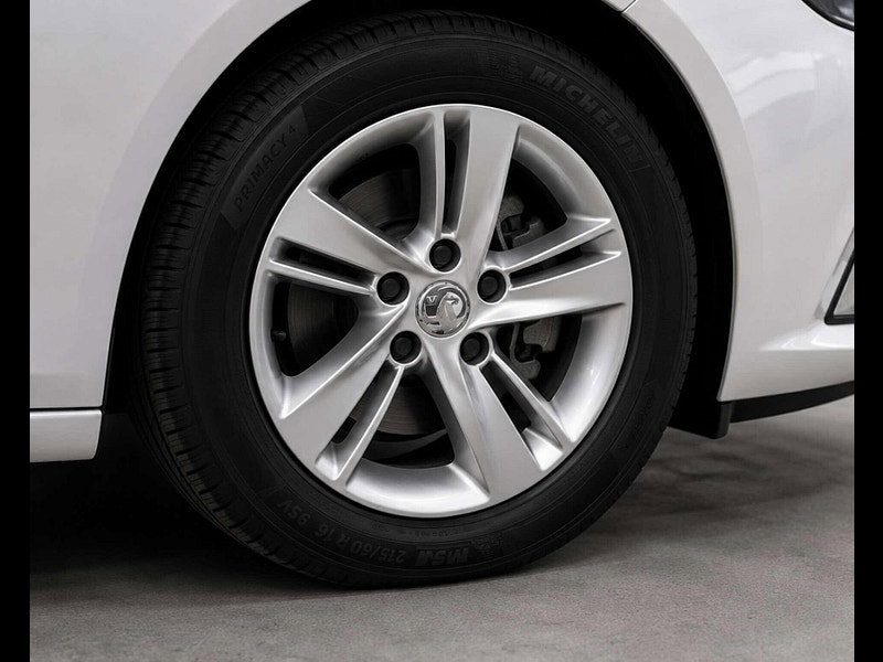 Vauxhall Insignia 1.6 Insignia Tech Line Nav ecoTec TD 5dr 5dr Manual 2026