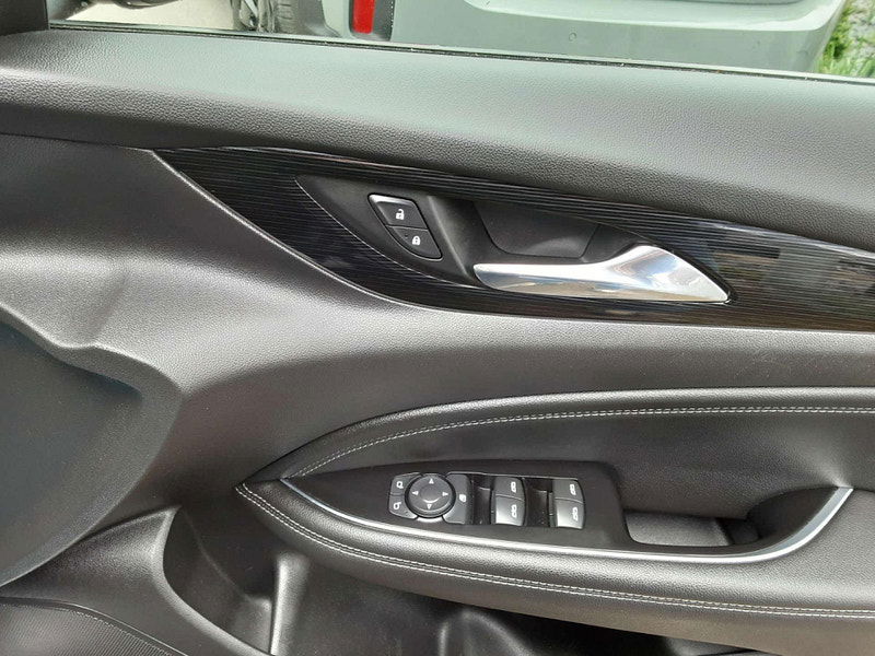 Vauxhall Insignia 1.6 Insignia Tech Line Nav ecoTec TD 5dr 5dr Manual 2025