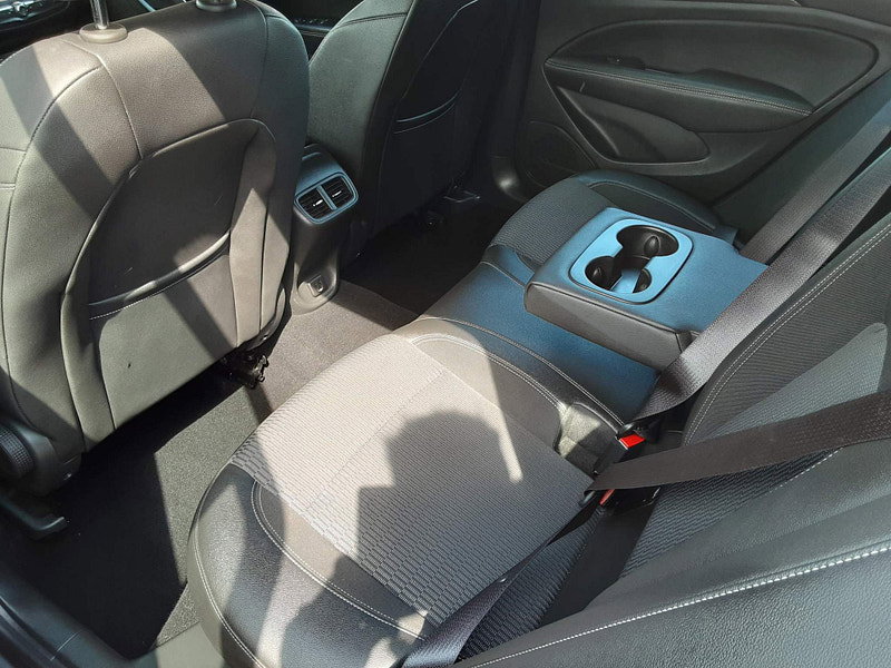 Vauxhall Insignia 1.6 Turbo D BlueInjection SRi VX Line Nav Sports Tourer Euro 6 (s/s) 5dr 5dr Manual 2026