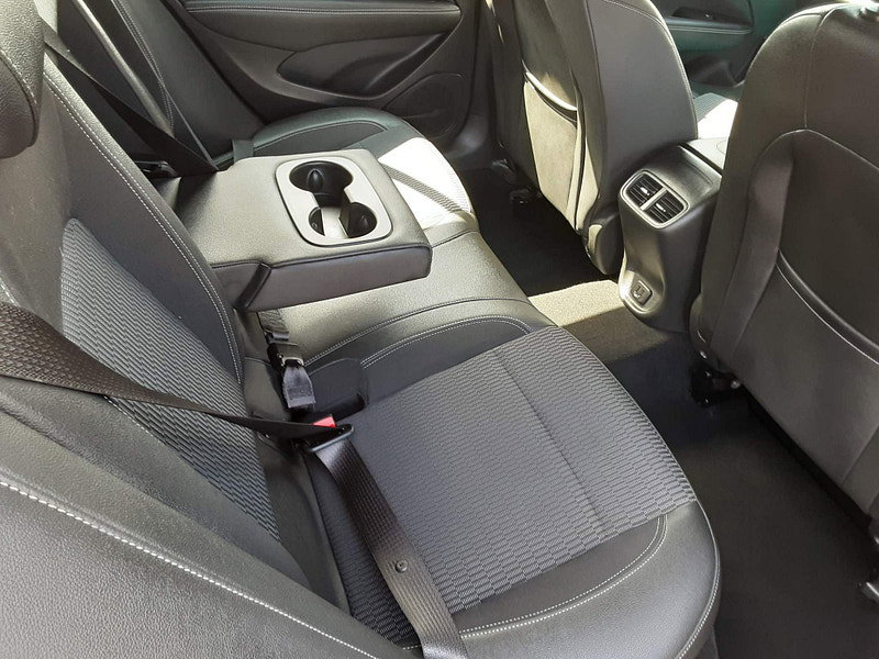 Vauxhall Insignia 1.6 Turbo D BlueInjection SRi VX Line Nav Sports Tourer Euro 6 (s/s) 5dr 5dr Manual 2026