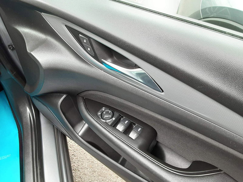 Vauxhall Insignia 1.6 Turbo D ecoTEC Design Grand Sport Euro 6 (s/s) 5dr 5dr Manual 2026