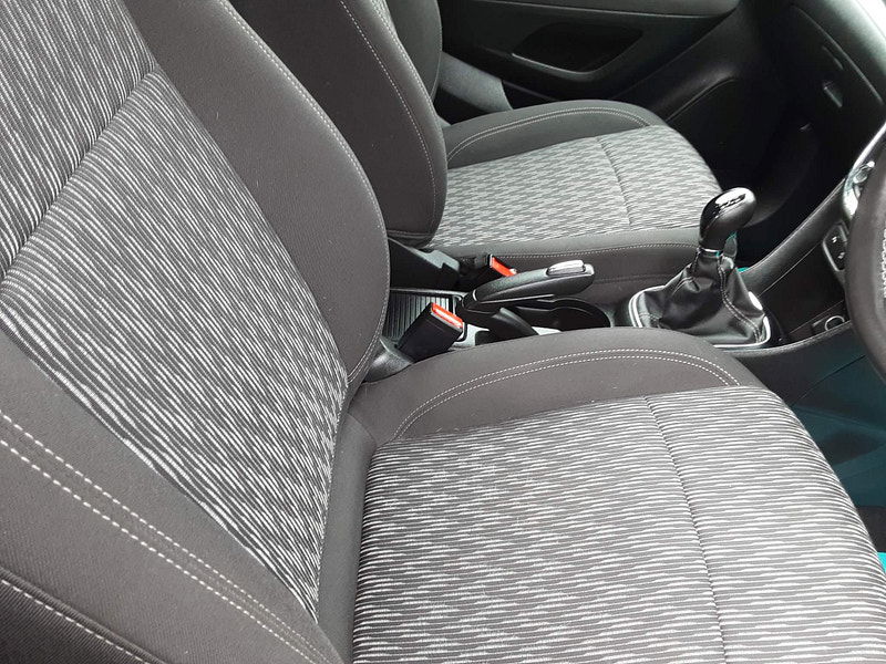 Vauxhall Mokka 1.7 CDTi Tech Line 2WD Euro 5 (s/s) 5dr 5dr Manual 2026