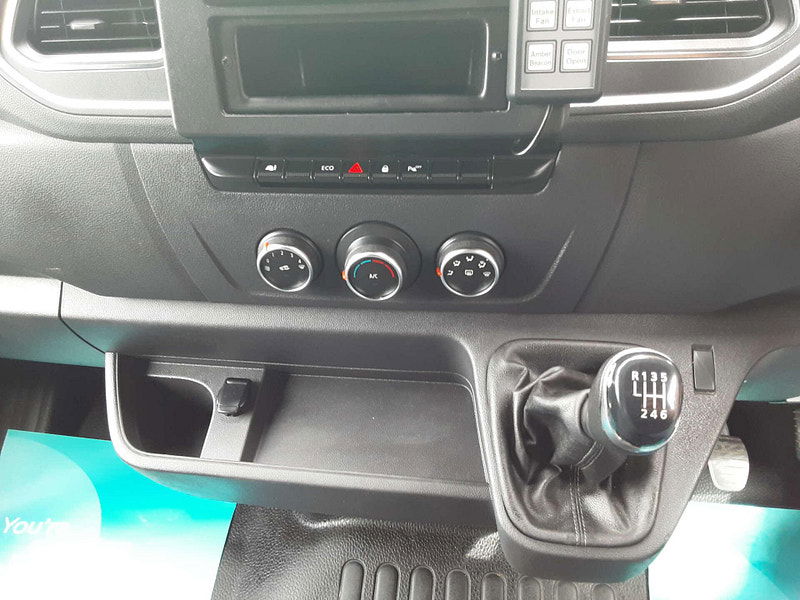 Vauxhall Movano 2.3 Movano L2H2 F3500 CDTI 2dr Manual 2025