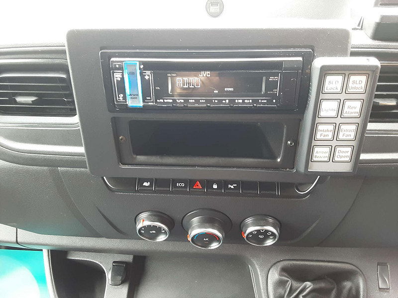 Vauxhall Movano 2.3 Movano L2H2 F3500 CDTI 2dr Manual 2025