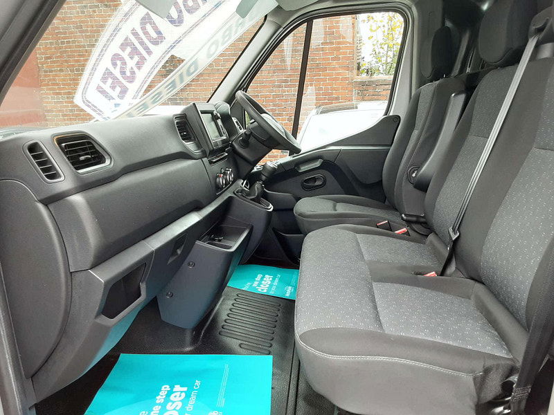 Vauxhall Movano 2.3 Movano L3H2 F3500 CDTi 2dr Manual 2025