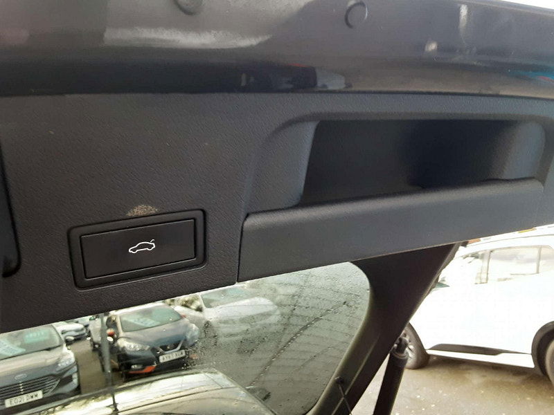 Volkswagen Arteon 1.4 Arteon R-Line TSi PHEV Semi-Auto 5dr 5dr Automatic 2025