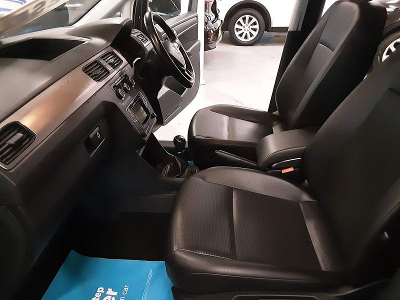 Volkswagen Caddy Maxi Life 2.0 TDI Euro 6 (s/s) 5dr 5dr Manual 2025