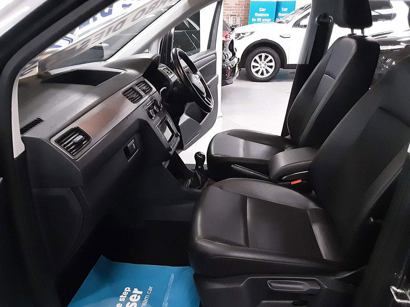 Volkswagen Caddy Maxi Life 2.0 TDI Euro 6 (s/s) 5dr 5dr Manual 2025