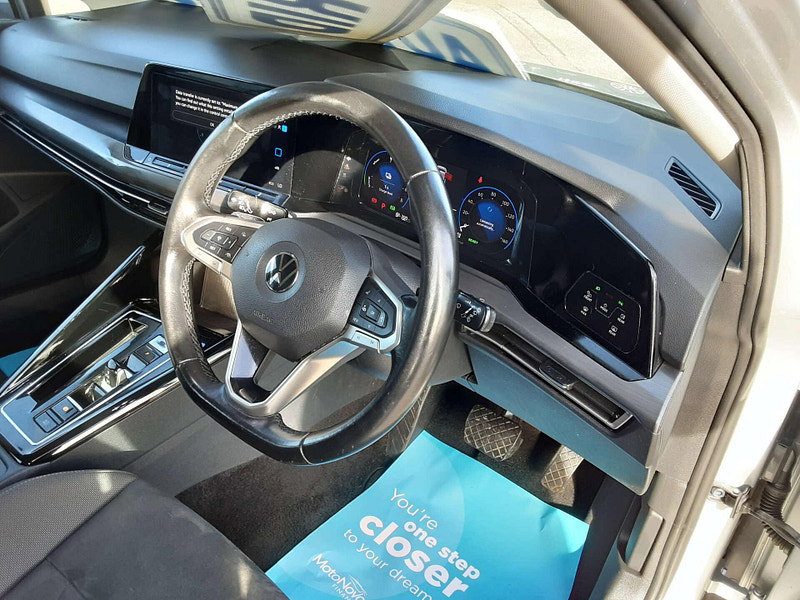 Volkswagen Golf 1.4 Golf Style TSi E-Hybrid Semi-Auto 5dr 5dr Automatic 2026