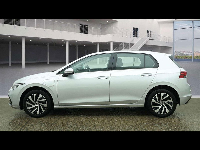 Volkswagen Golf 1.4 Golf Style TSi E-Hybrid Semi-Auto 5dr 5dr Automatic 2026