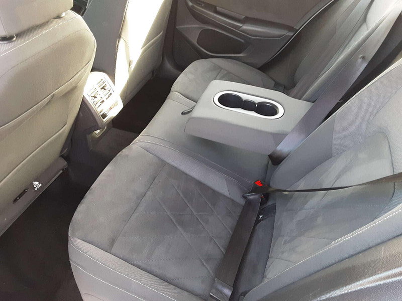 Volkswagen Golf 1.4 Golf Style TSi E-Hybrid Semi-Auto 5dr 5dr Automatic 2026