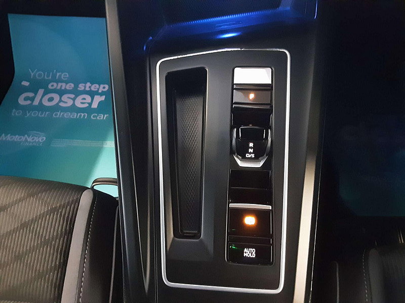 Volkswagen Golf 1.5 Golf R-Line eTSI Semi-Auto 5dr 5dr Automatic 2026