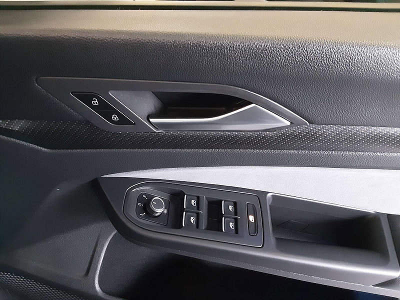 Volkswagen Golf 1.5 Golf R-Line eTSI Semi-Auto 5dr 5dr Automatic 2026