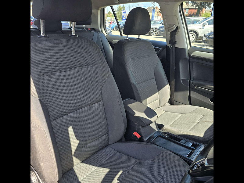 Volkswagen Golf 1.6 Golf Match TDI BlueMotion Technology 5dr 5dr Manual 2025
