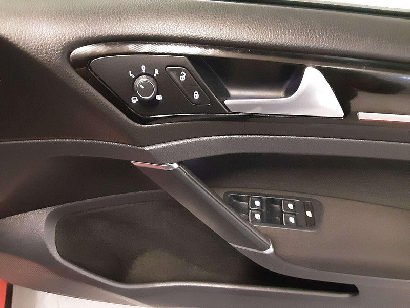 Volkswagen Golf 2.0 Golf GTi Performance 5dr 5dr Manual 2026