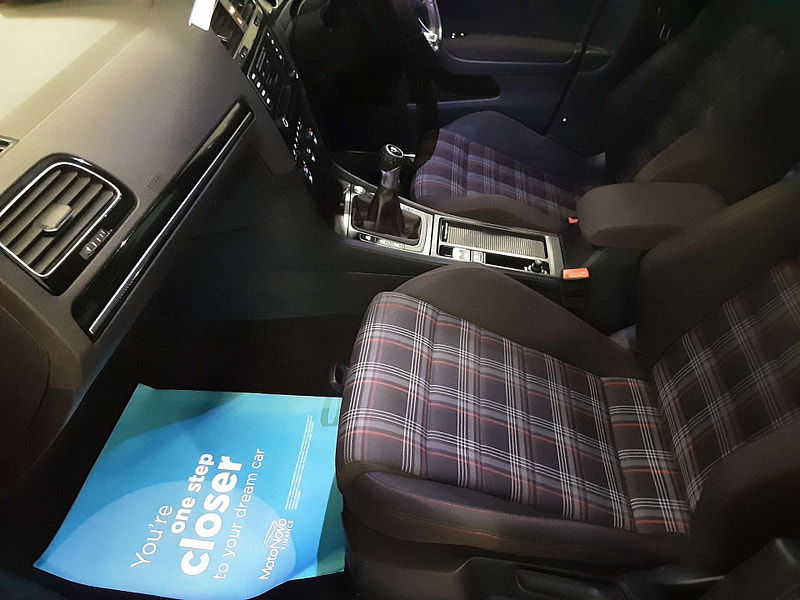 Volkswagen Golf 2.0 Golf GTi Performance 5dr 5dr Manual 2026