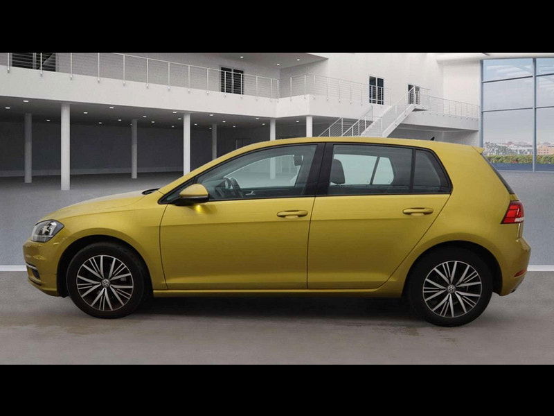 Volkswagen Golf 2.0 Golf SE Nav TDI BlueMotion Technology Semi-Auto 5dr 5dr Automatic 2025