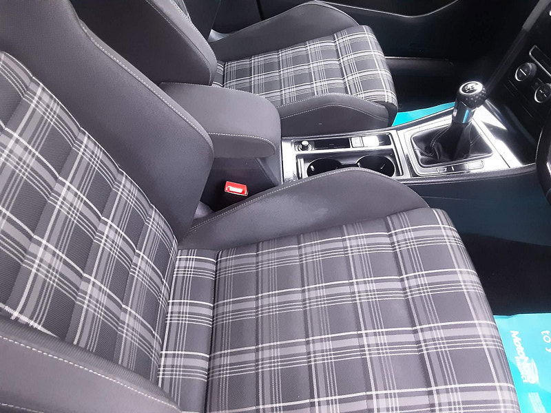 Volkswagen Golf 2.0 TDI BlueMotion Tech GTD Euro 6 (s/s) 5dr 5dr Manual 2025