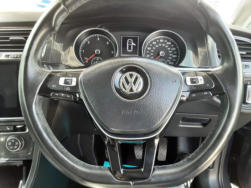 Volkswagen Golf 2.0 TDI BlueMotion Tech SE Nav Euro 6 (s/s) 5dr 5dr Manual 2024