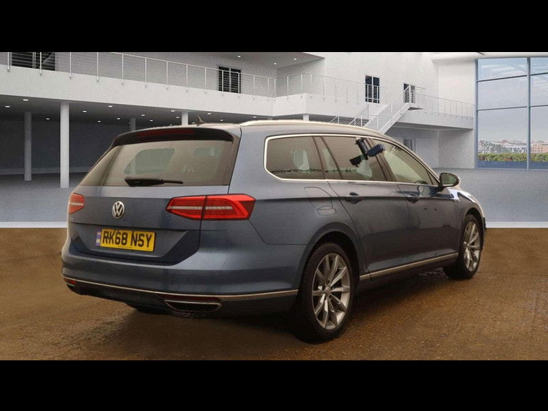 Volkswagen Passat 1.4 Passat GTe Advance Semi-Auto 5dr 5dr Automatic 2025