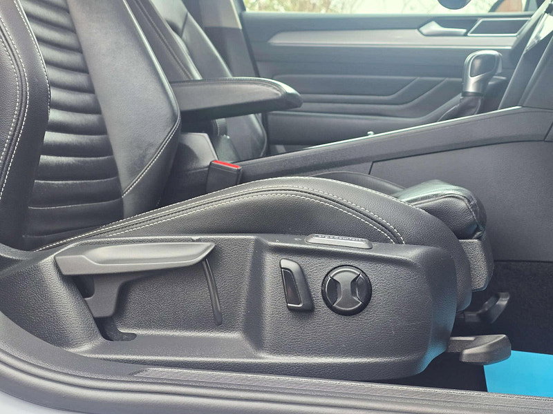 Volkswagen Passat 1.4 Passat GTe Semi-Auto 5dr 5dr Automatic 2026