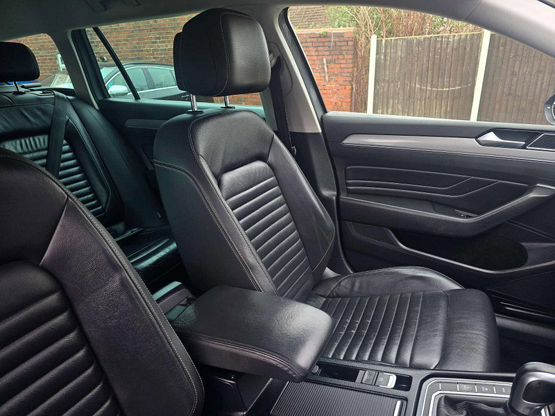 Volkswagen Passat 1.4 Passat GTe Semi-Auto 5dr 5dr Automatic 2026