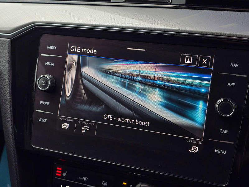 Volkswagen Passat 1.4 Passat GTe Semi-Auto 5dr 5dr Automatic 2026