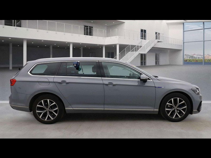 Volkswagen Passat 1.4 Passat GTe Semi-Auto 5dr 5dr Automatic 2026