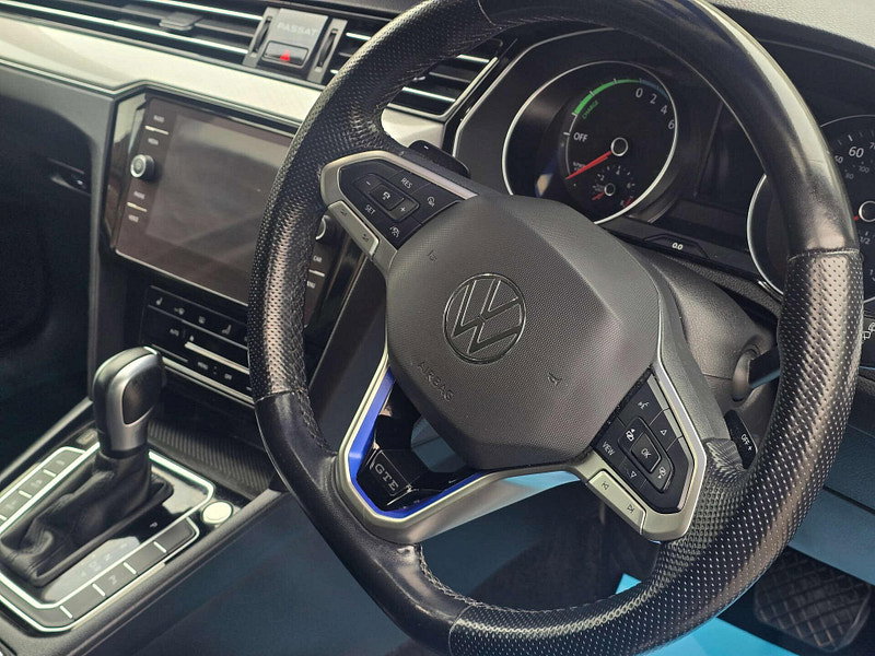 Volkswagen Passat 1.4 Passat GTe Semi-Auto 5dr 5dr Automatic 2026