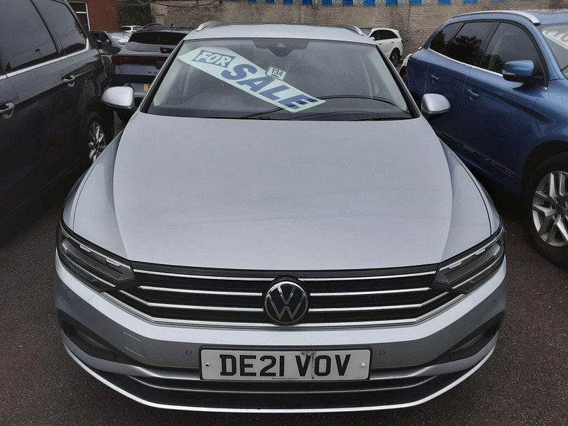 Volkswagen Passat 1.5 Passat SEL TSi Evo 5dr 5dr Manual 2025