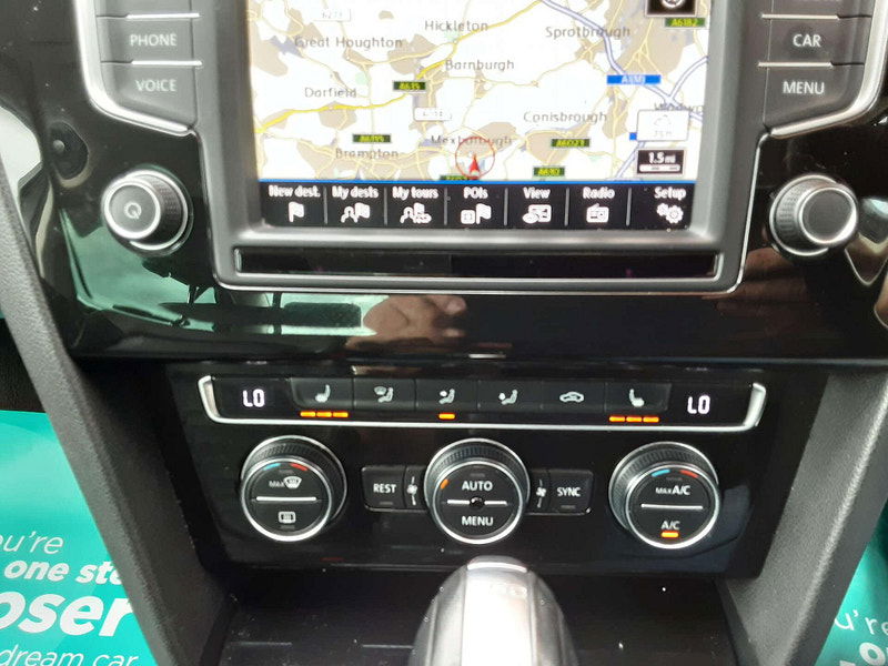 Volkswagen Passat 2.0 Passat GT TDI BlueMotion Technology Semi-Auto 4dr 4dr Automatic 2025
