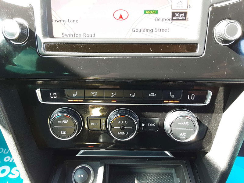 Volkswagen Passat 2.0 Passat R-Line TDI BlueMotion Technology 5dr 5dr Manual 2025