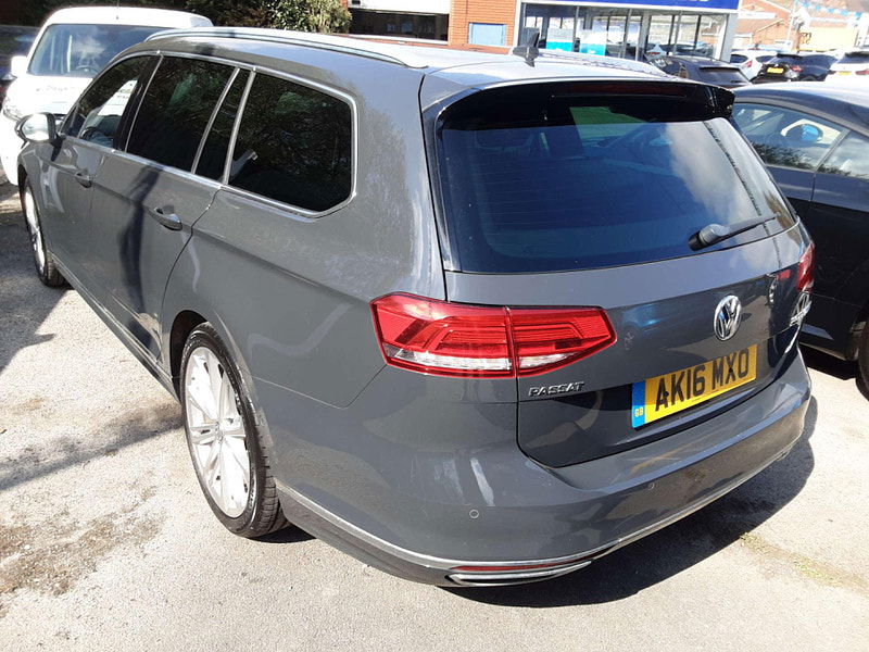 Volkswagen Passat 2.0 Passat R-Line TDI BlueMotion Technology 5dr 5dr Manual 2025