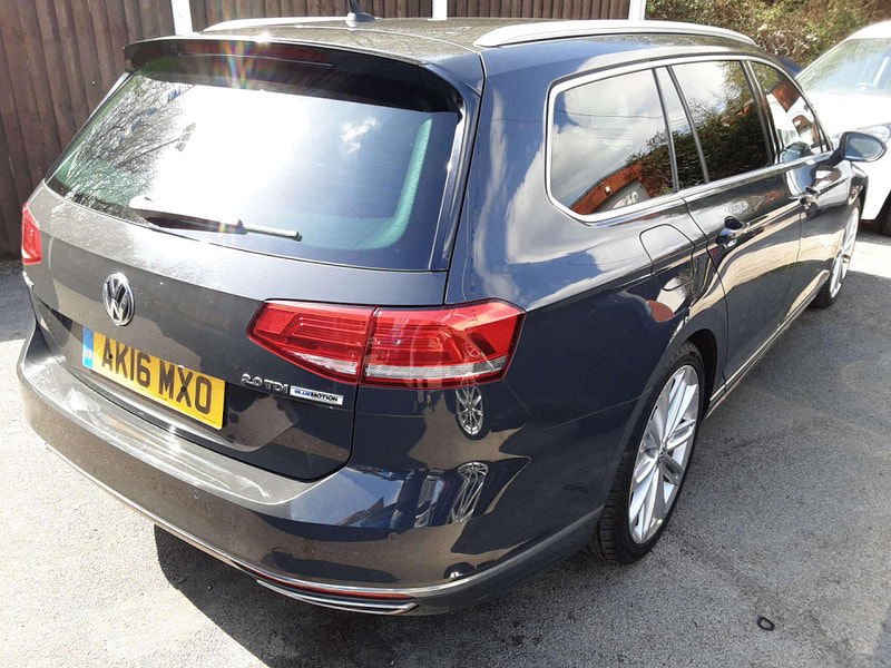 Volkswagen Passat 2.0 Passat R-Line TDI BlueMotion Technology 5dr 5dr Manual 2025