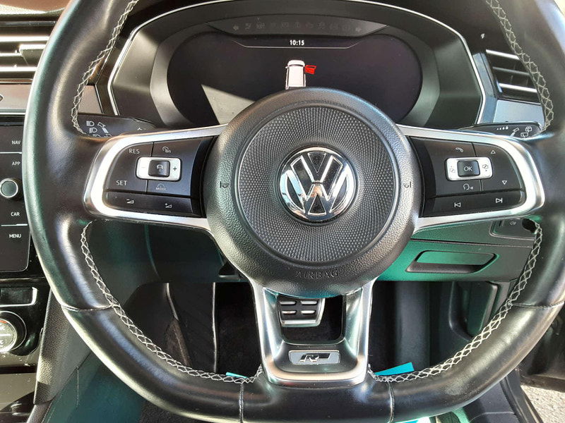 Volkswagen Passat 2.0 Passat R-Line TDI BlueMotion Technology Semi-Auto 5dr 5dr Automatic 2025