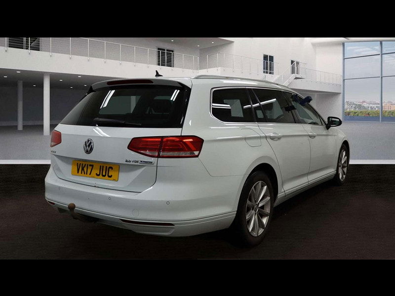 Volkswagen Passat 2.0 Passat SE Business TDI BlueMotion Technology 5dr 5dr Manual 2025
